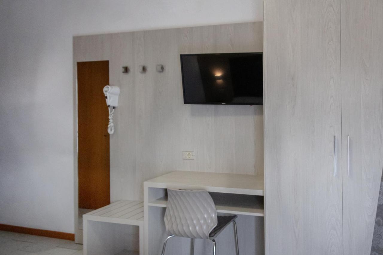 Hotel Boston Cesenatico Ngoại thất bức ảnh